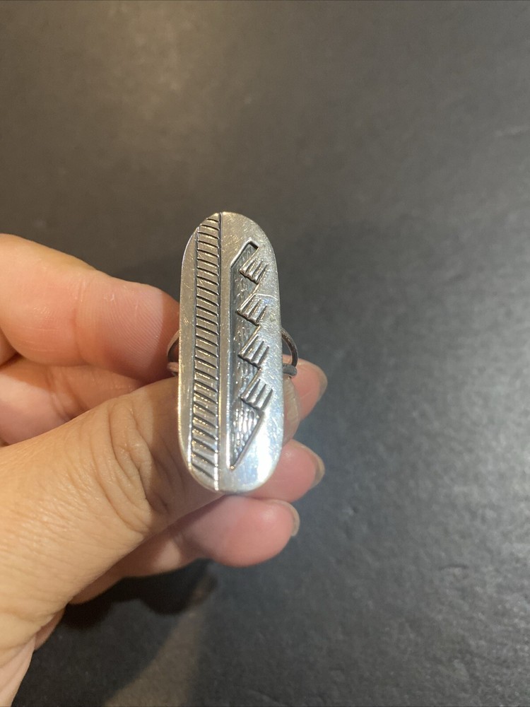 VINTAGE NAVAJO SIGNED AL STERLING SILVER RING SIZE 7