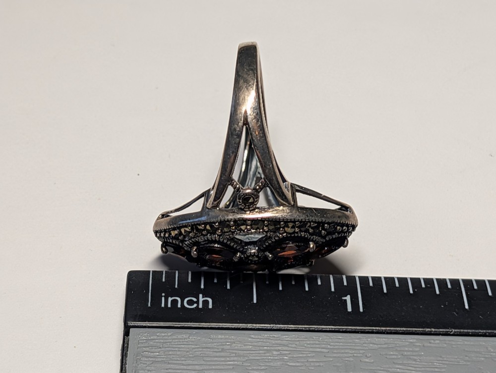 STERLING SILVER GARNETS RING SIZE 10 HALLMARKED 925