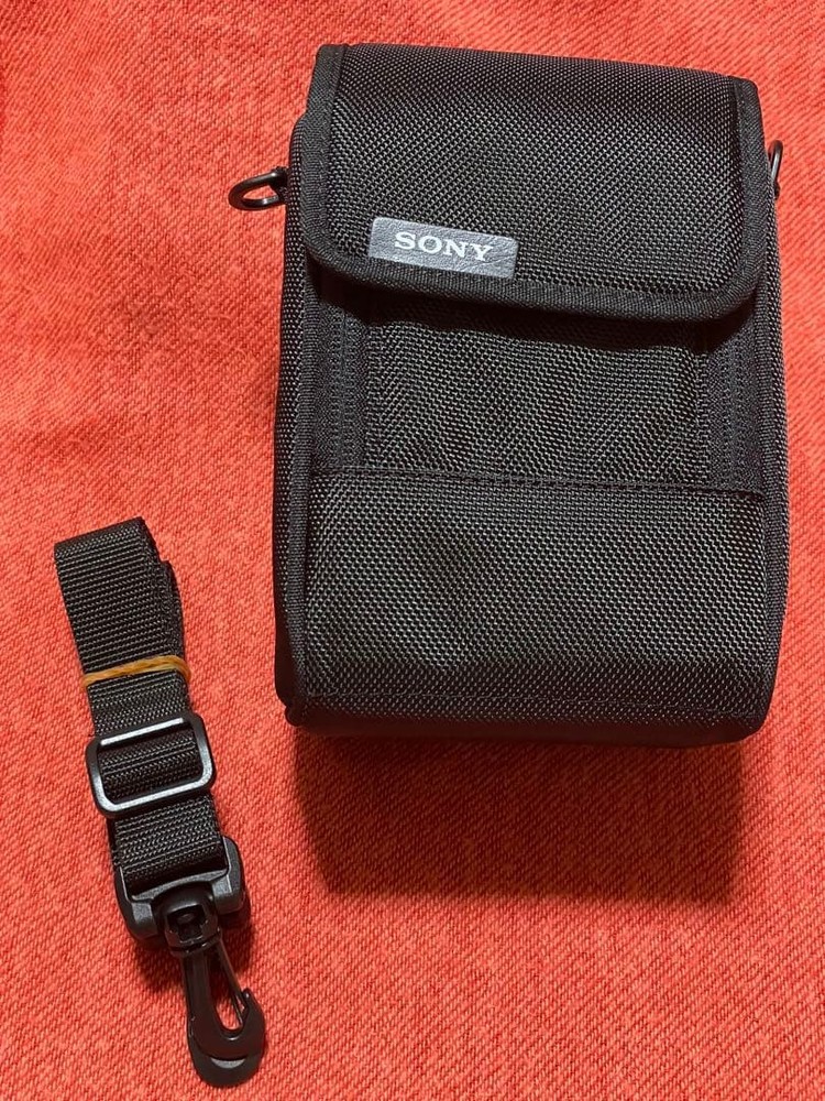 SONY Accessory Case/camera Protection Case With Strap (used)