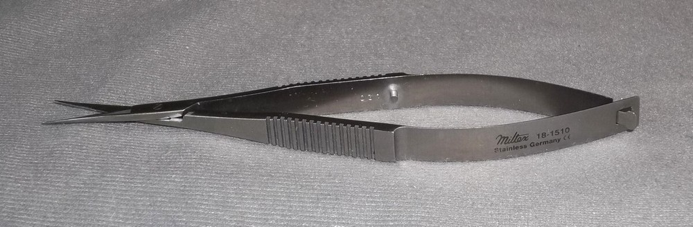 Miltex Micro Spring Scissors 18-1510 Length 4.5" Straight Sharp Tips Pristine EX