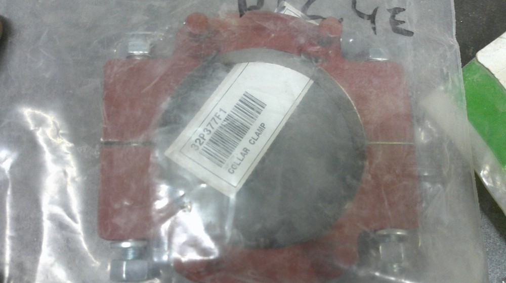 New P&H Collar Clamp 32P377F1