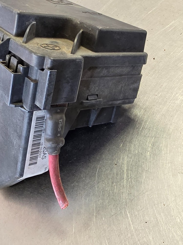 2008 Dodge Caravan Fuse Box RTB0AC04E7