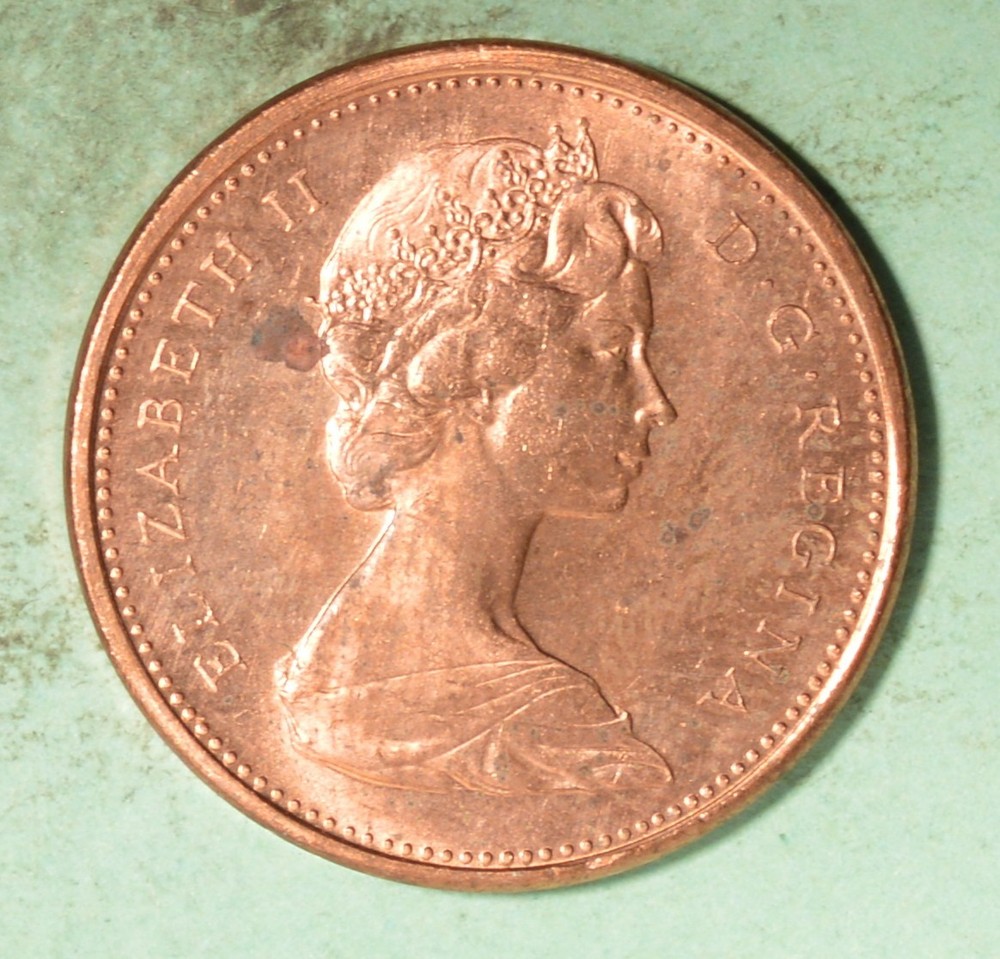 1965 - Canada Penny - POINTED 5 - Small Beads - INV#D-465