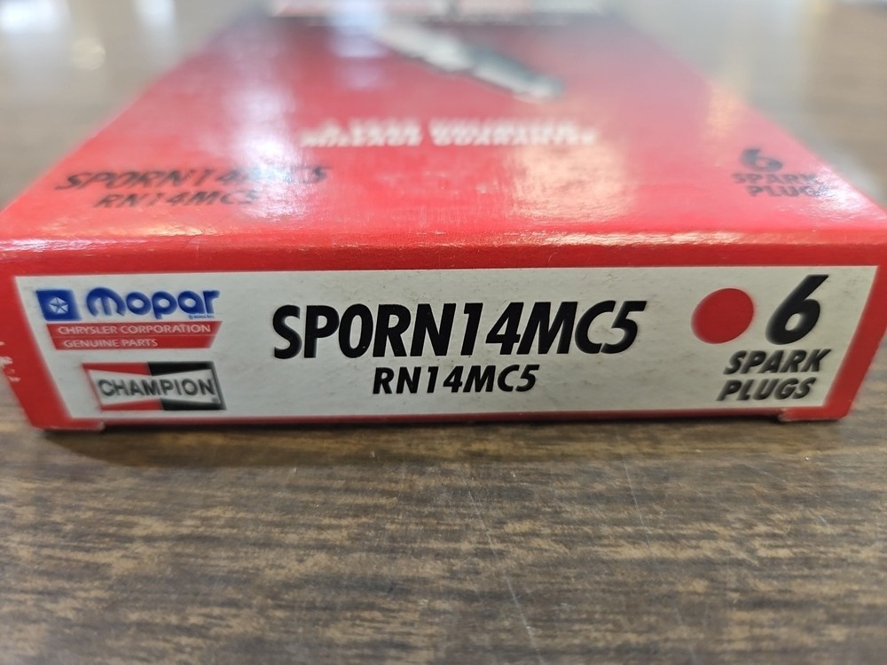 6 - Champion 31 Spark Plugs RN14MC5 NOS