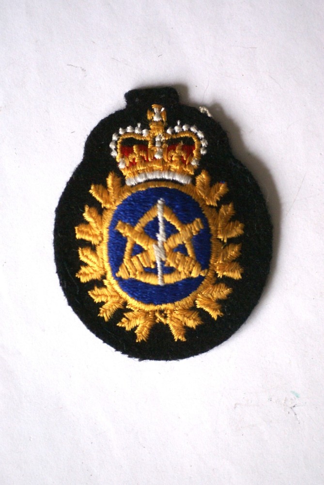 Canadian Armed Forces embroidered Ordnance cap badge