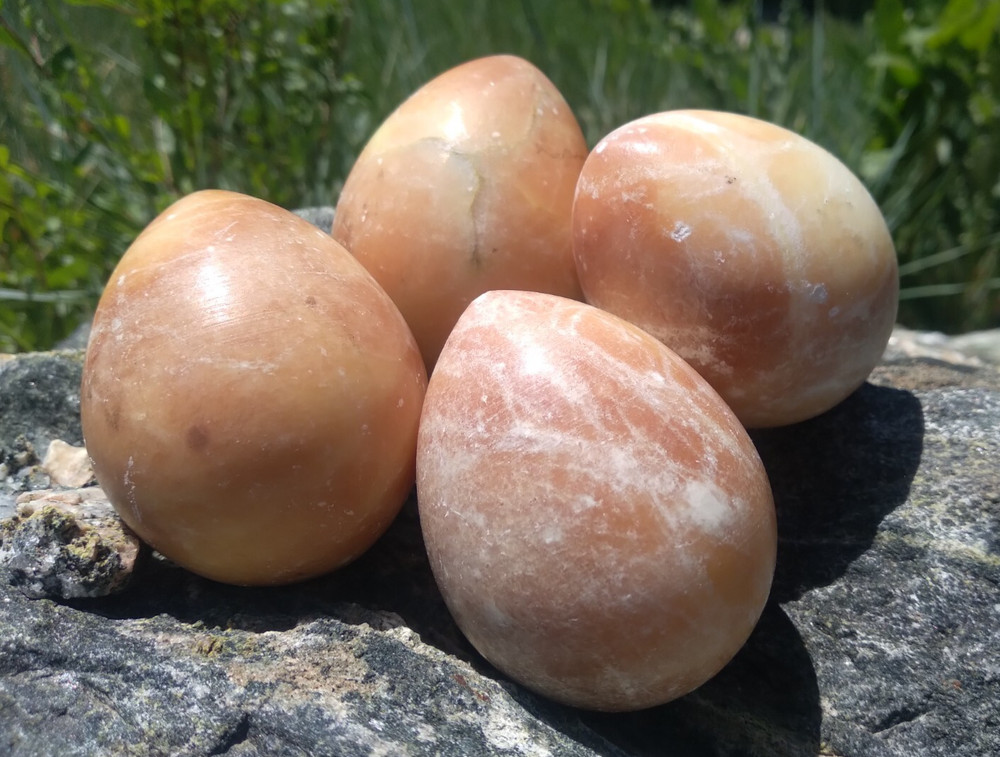 MATTE Peach Cream Marble Stone Egg Easter Orange