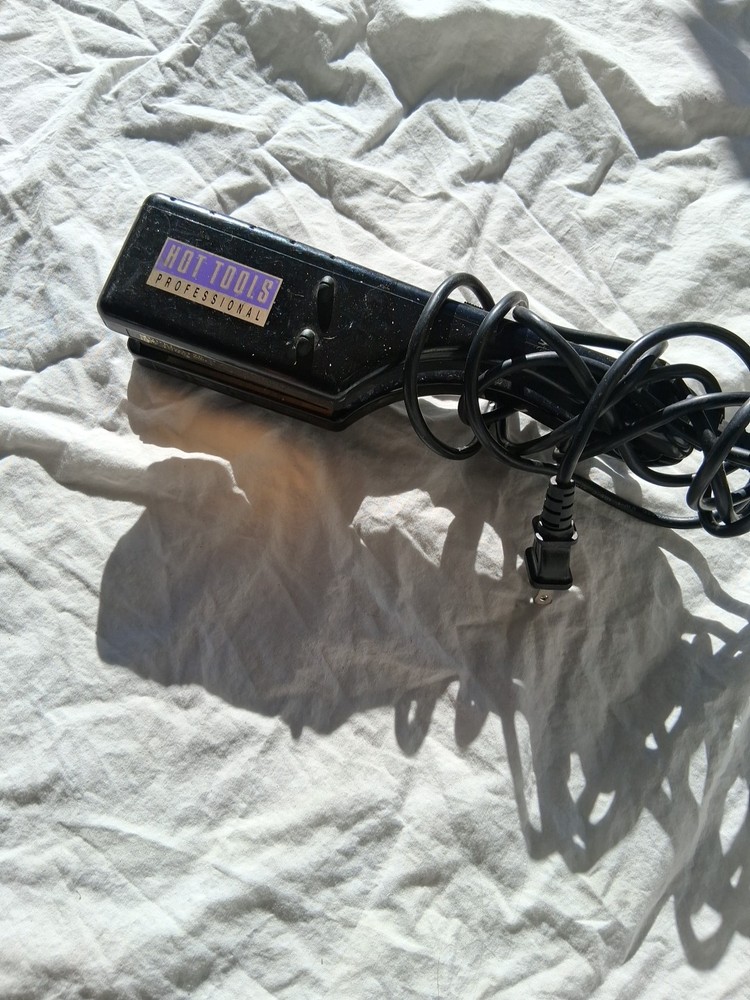 Hot Tools Professional Flat Iron