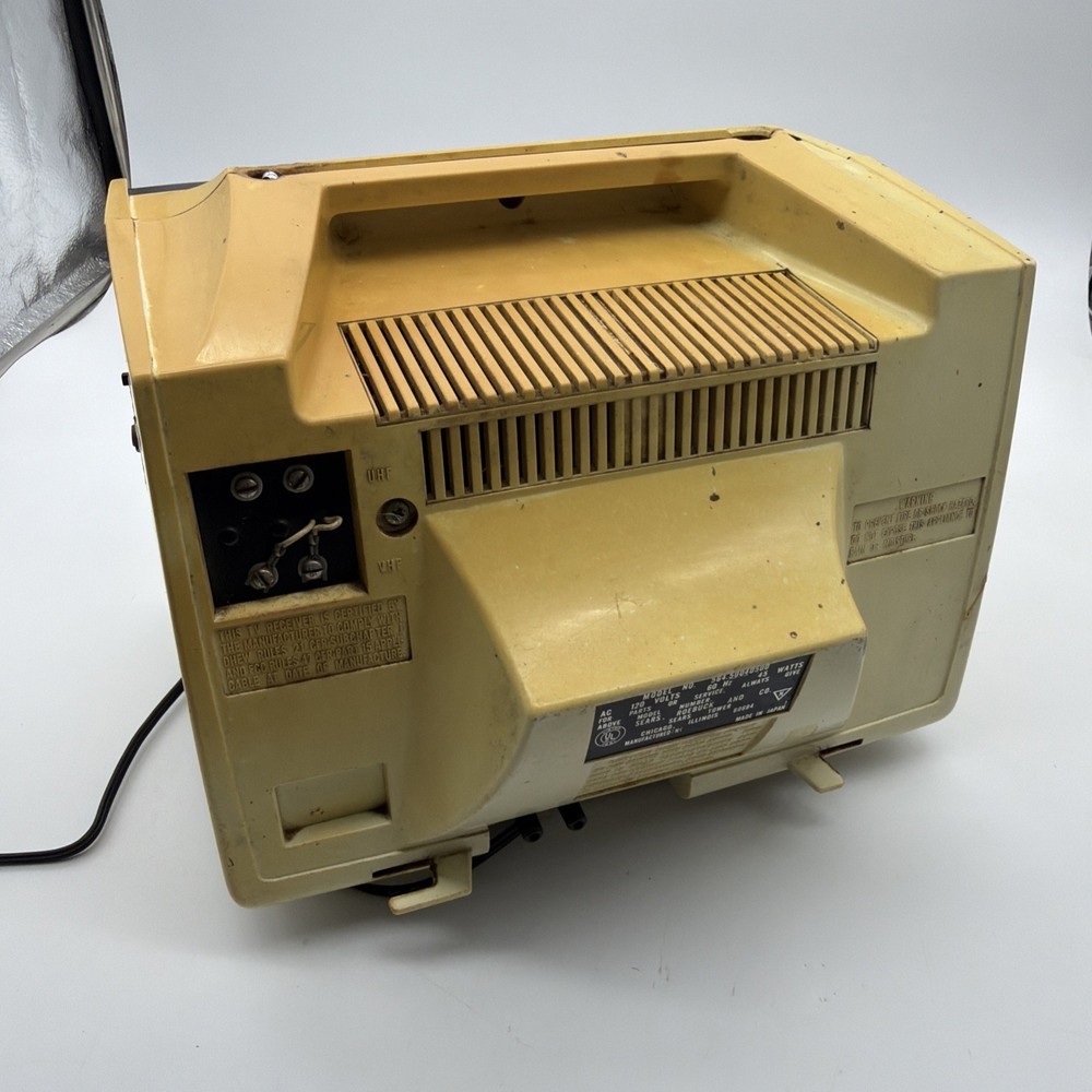 Vintage 1978 Sears Solid State TV 564.50040512