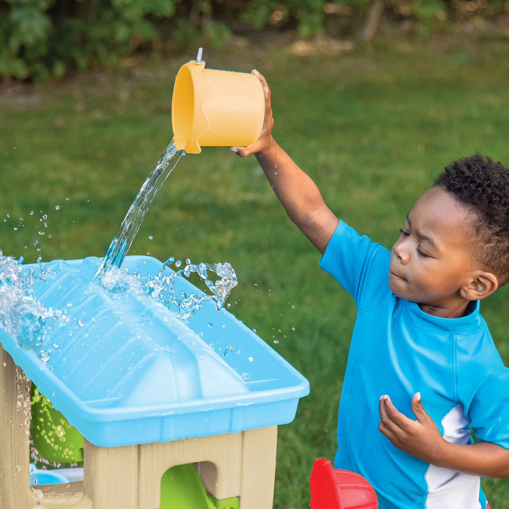 Step2 Rain Showers Splash Station Water Table