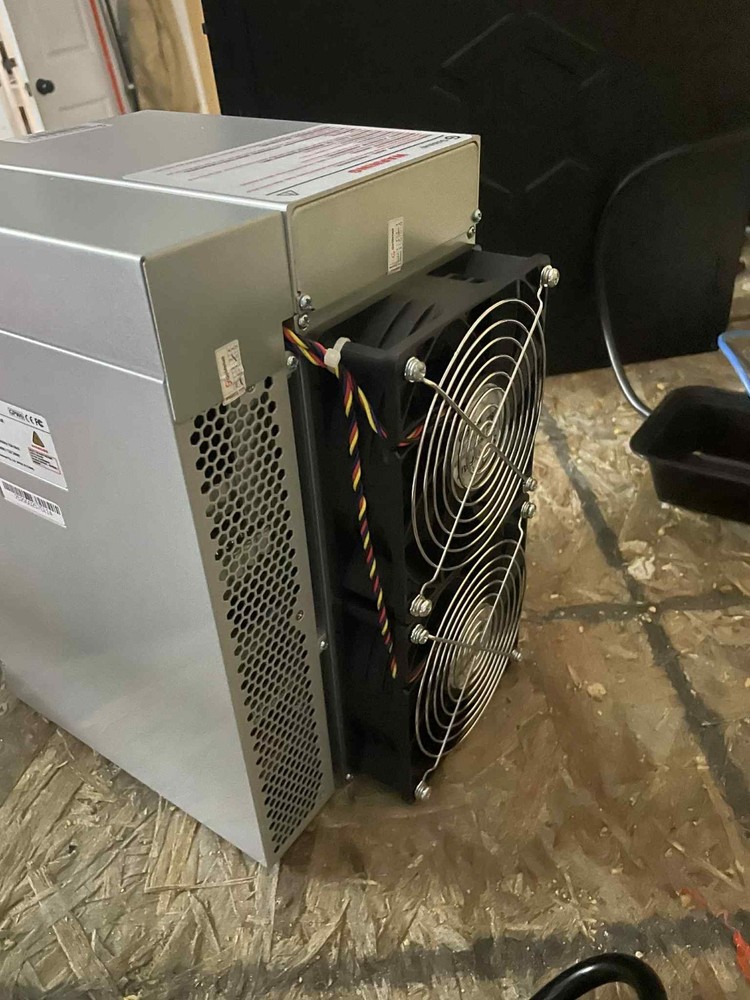 Goldshell AE Max 2 ALEO Asic Miner