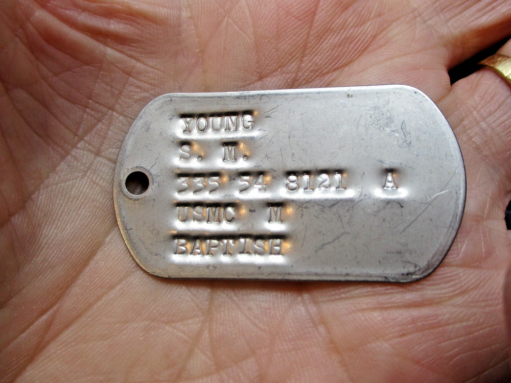 🪖🪖🪖🪖 2 Different Vintage Military Dog Tags 🪖🪖🪖🪖