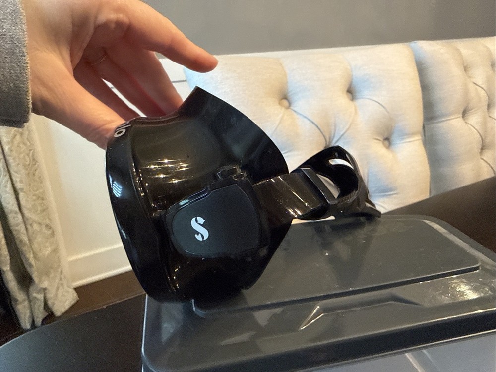 ScubaPro SOLO Mask Black White