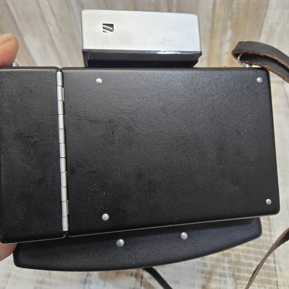Vintage Polaroid Automatic 250 Land Camera With Manual