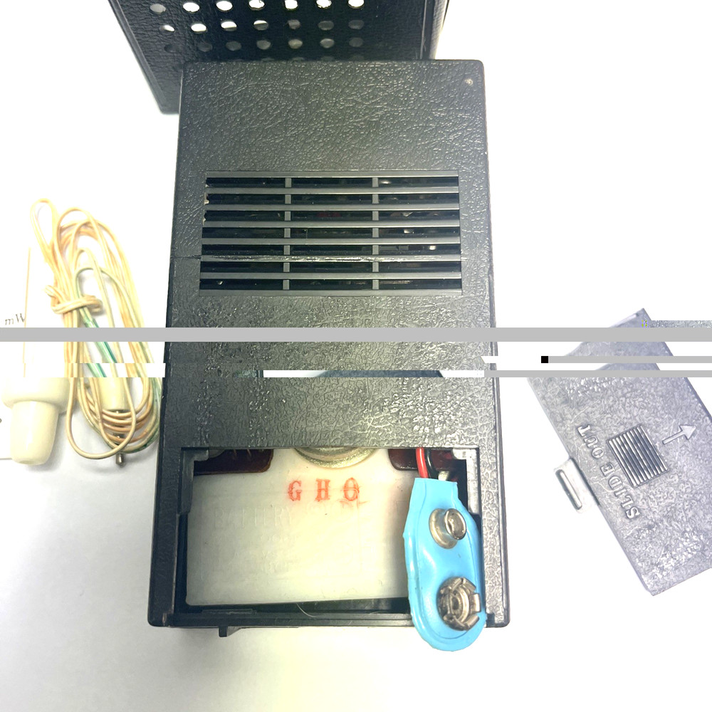 1950's HY LITE DE-LUXE SOLID STATE RADIO MODEL E 164 IN ORIGINAL BOX