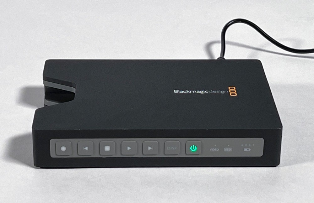 Blackmagic Design HyperDeck Shuttle with Mounting Plate and DIN to SDI Cables
