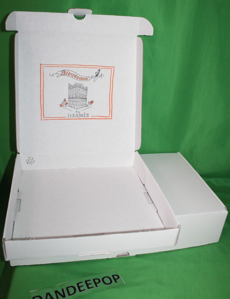 2 Hermes Bienvenue Chez Hermes White Empty Gift Boxes