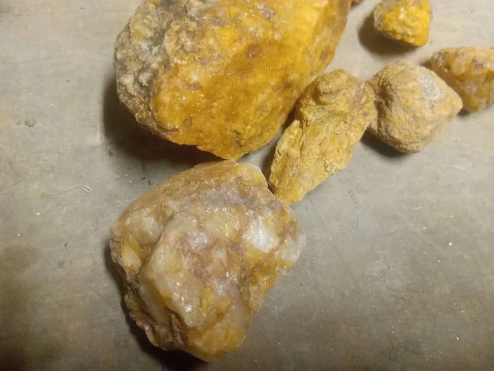 gold ore specimen