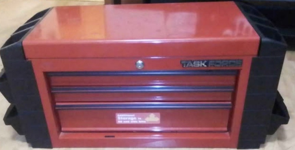 Taskforce 3 Drawer Stackable Chest Red