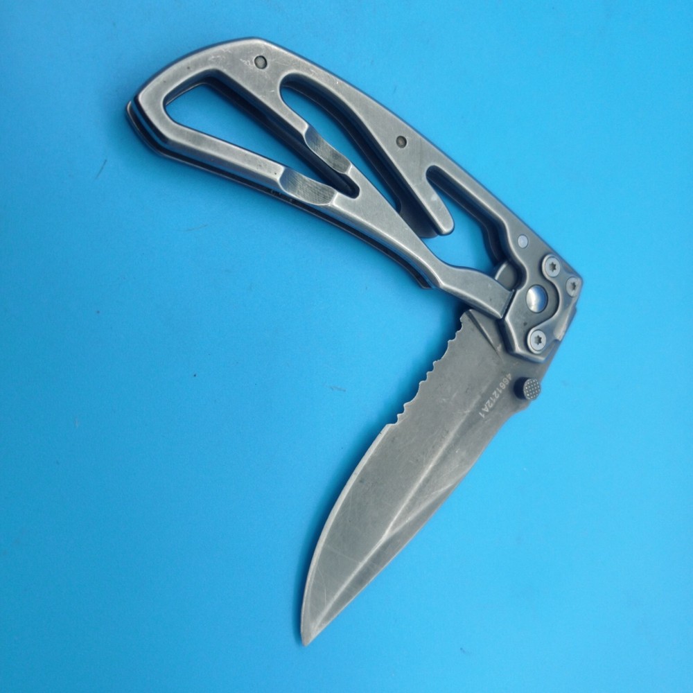 USED GERBER FOLDING PARAFRAME KNIFE PARTIALLY SERRATED BLADE SHARPENED