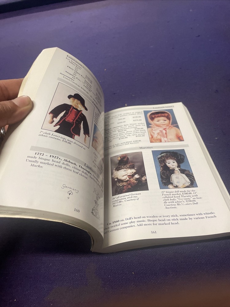 Doll Values Antique to Modern by Patsy Moyer