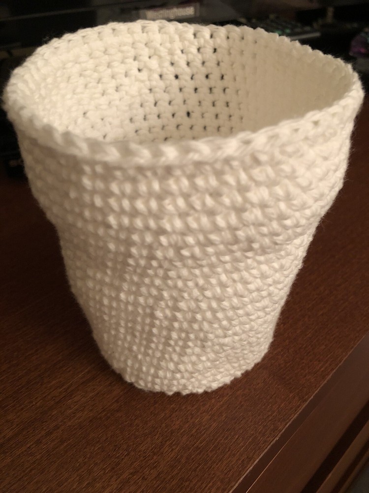 100% cotton crocheted spa container