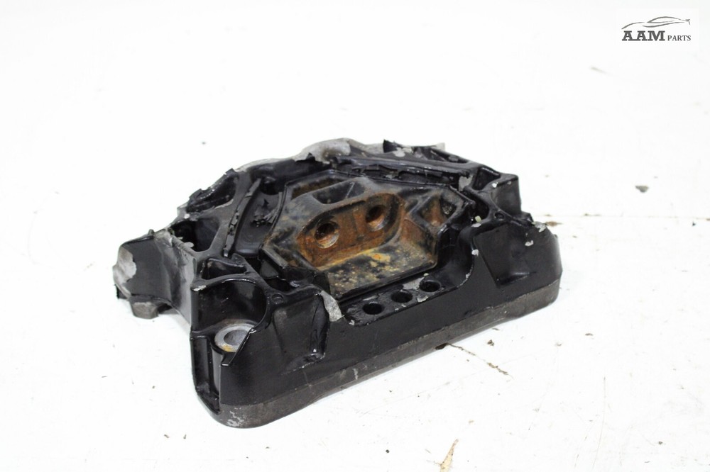 2018-2024 FREIGHTLINER CASCADIA 14.8L DD15 FRONT RIGHT SIDE ENGINE MOUNT OEM