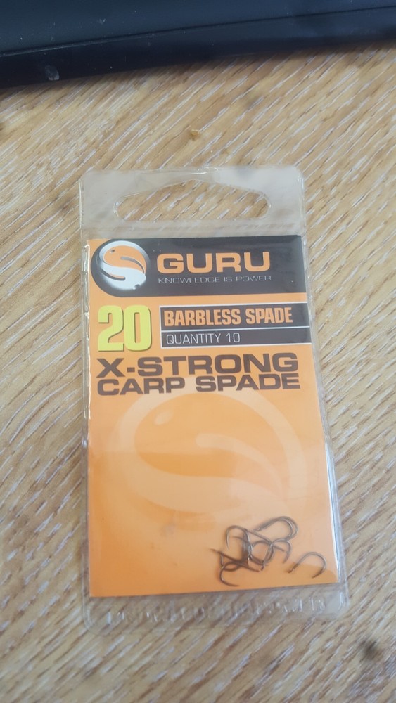 Guru hooks - X-strong carp spade barbless size 20 (1 pack)
