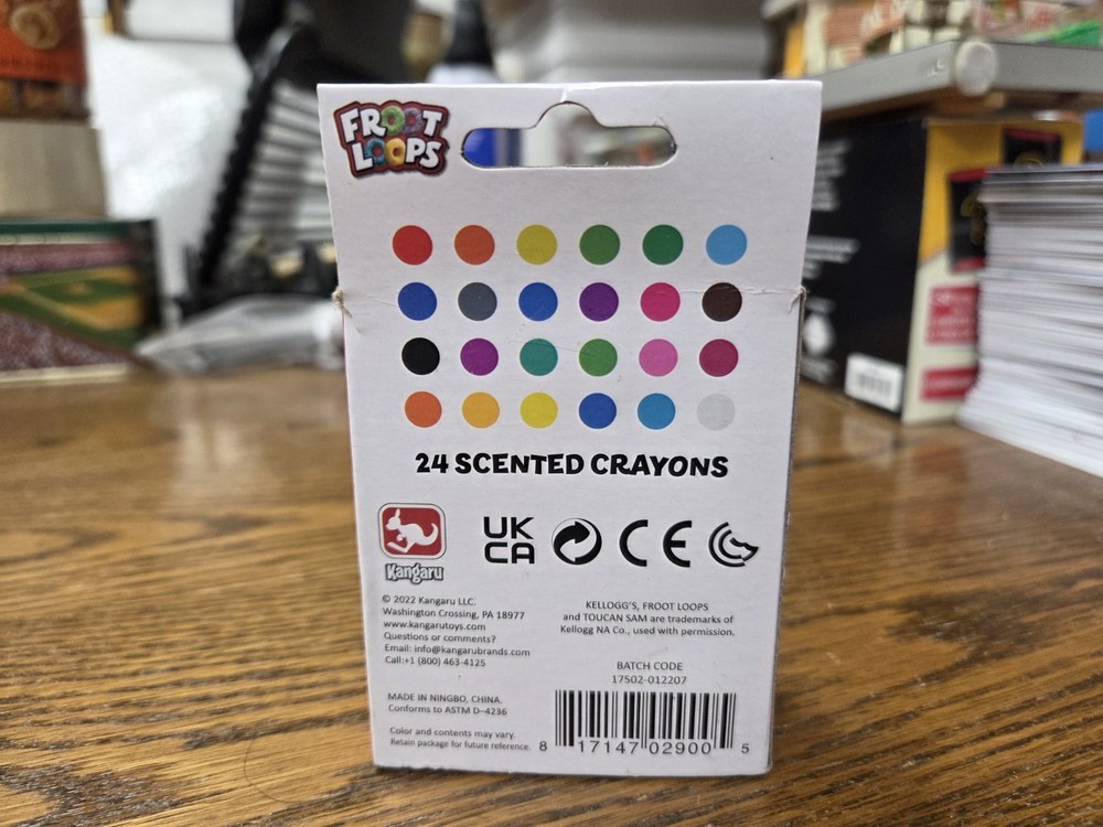 Front Loops Scented Crayons 24pack