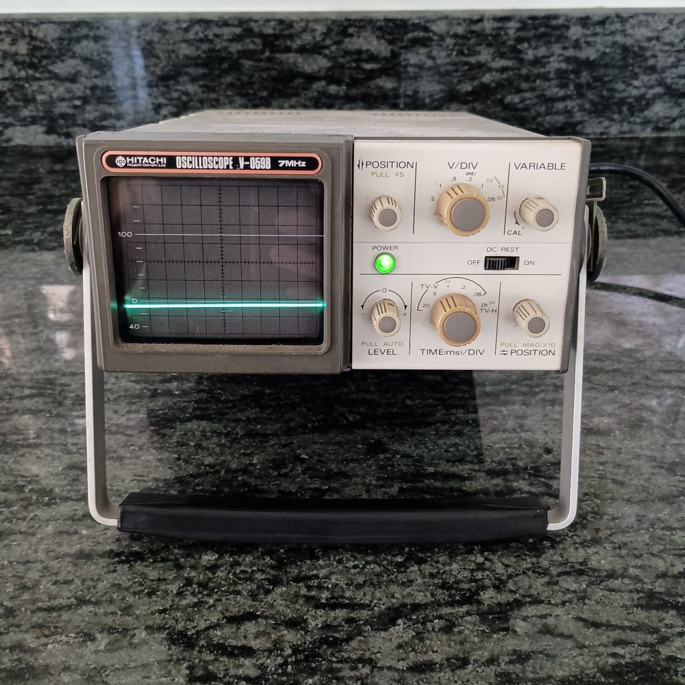 Hitachi V-059B Oscilloscope - Powers Up / Untested - No battery pack