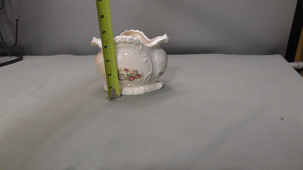 Vintage Romantic Vanity Decor Vase Container cosmetic