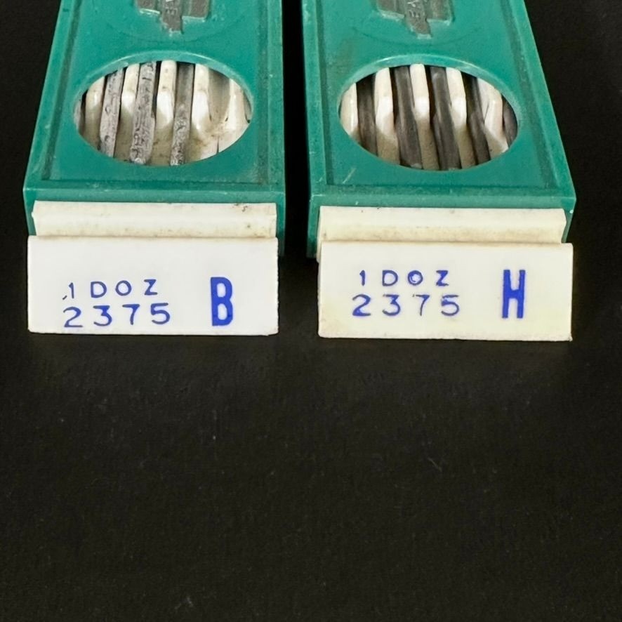 Vintage EAGLE Turquoise Drawing Leads 2375