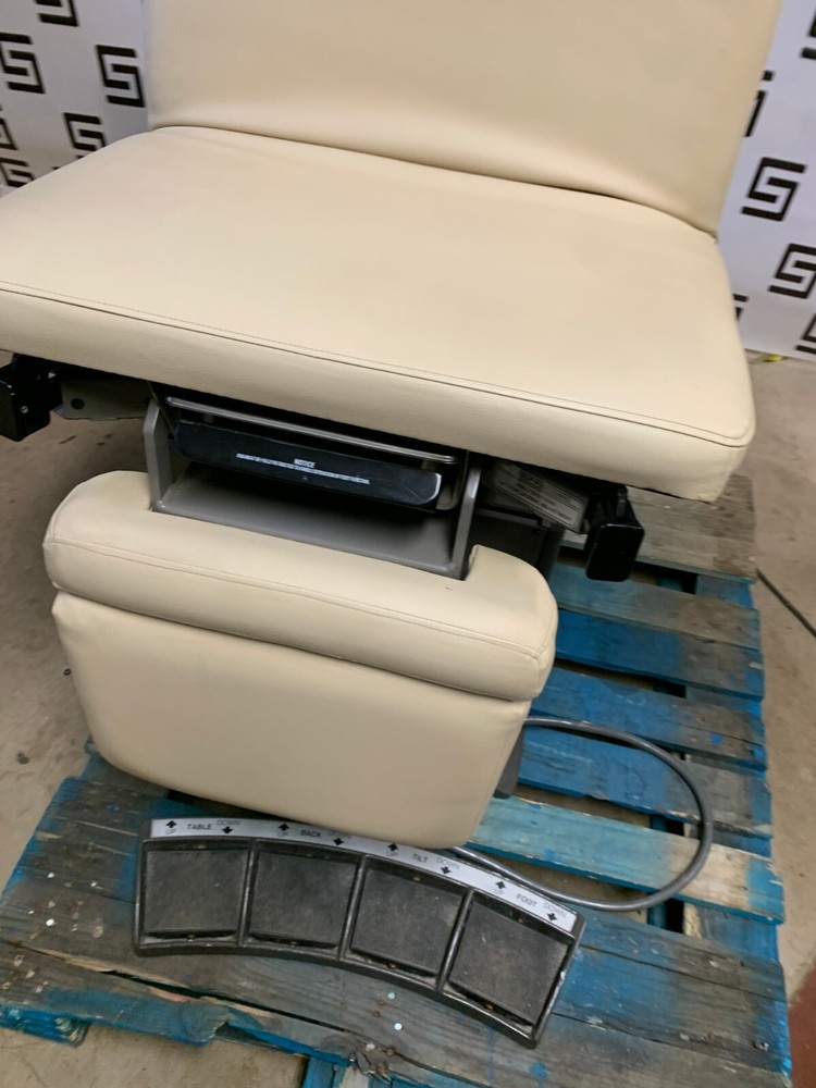 Ritter 75 Evolution Procedure Chair Power Examination Exam Table W/ Pedal