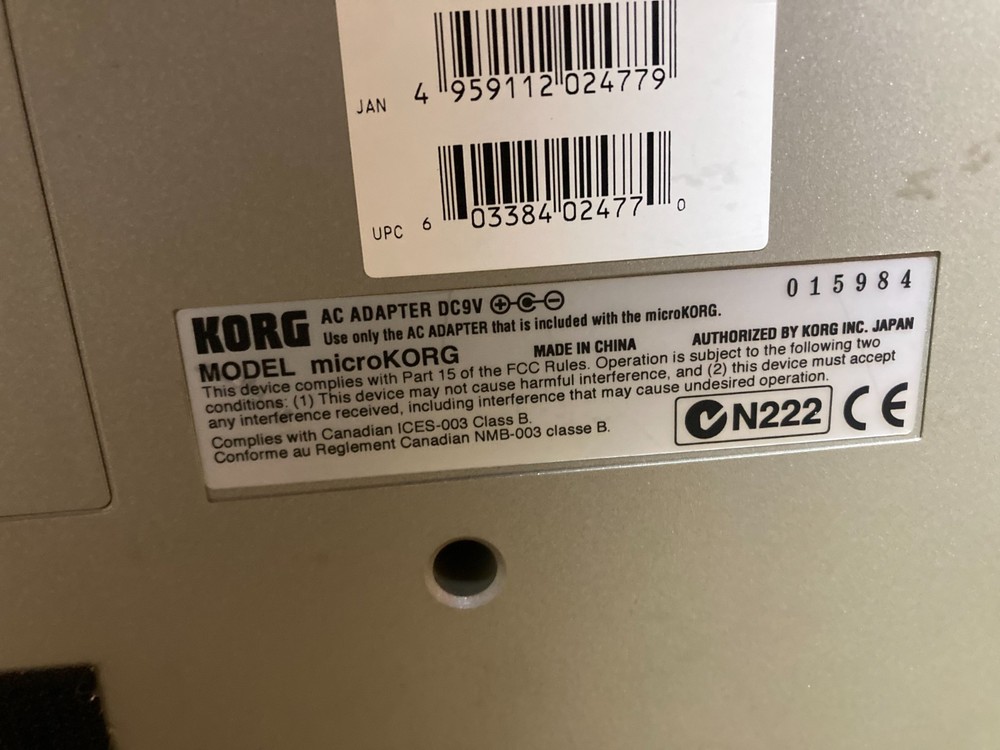 Korg MicroKorg Synthesizer Vocoder Analog Modeling 37-Key Keyboard