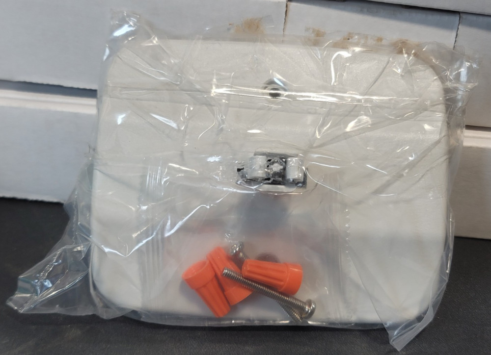 4 Exitronix Emergency Lighting Barron LED Thermoplastic Edgelit Exit Sign