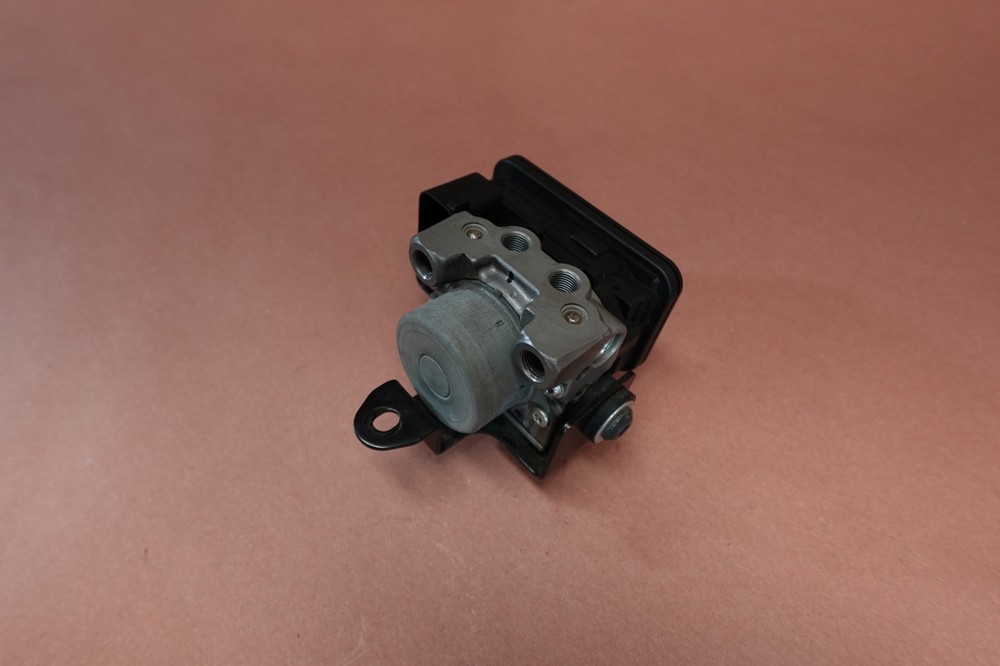 2013-2017 Kawasaki Ninja 300 EX300 ABS Pump Unit Module