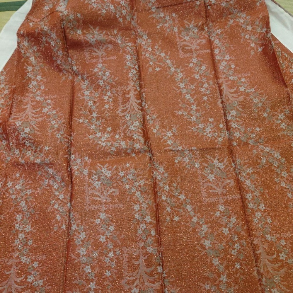 Bespoke genuine antique sewing wool small pattern single garment basting