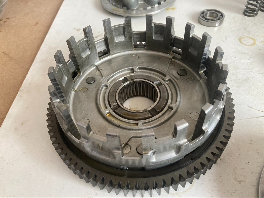 Honda CBR 600F Clutch (1999-2000)