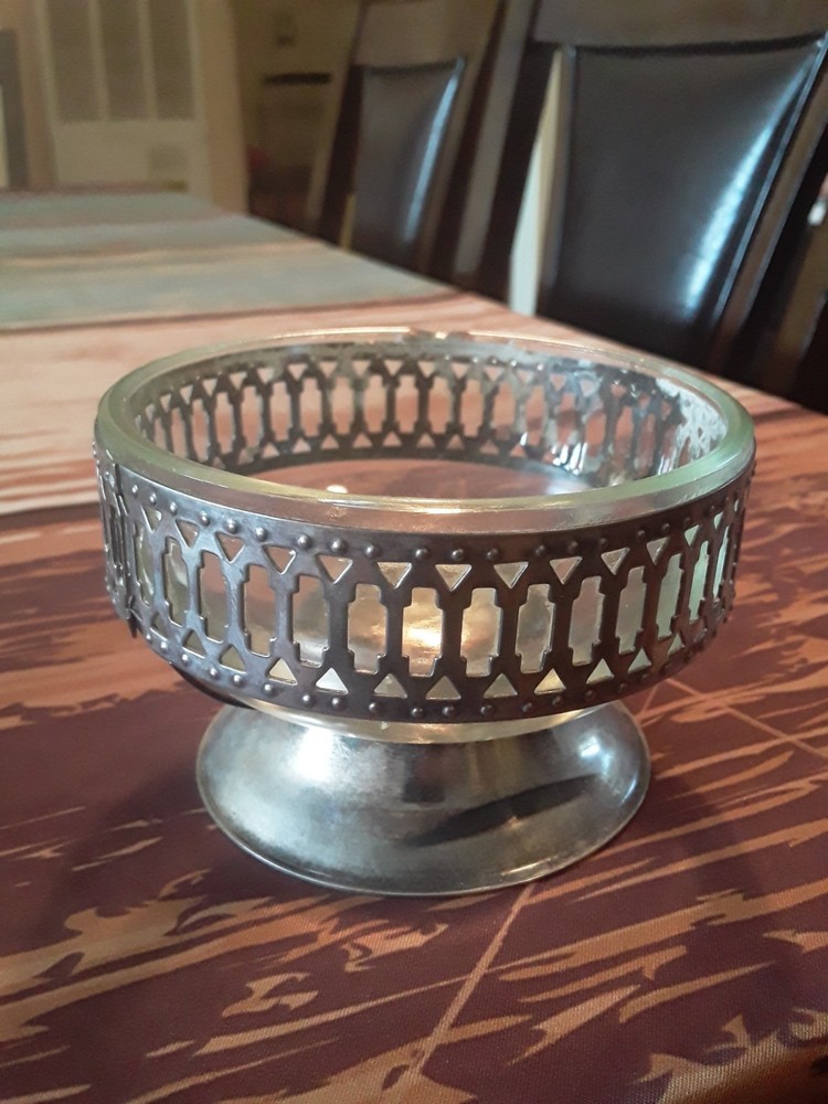Leonard Silver Plated Glass Candle Holder