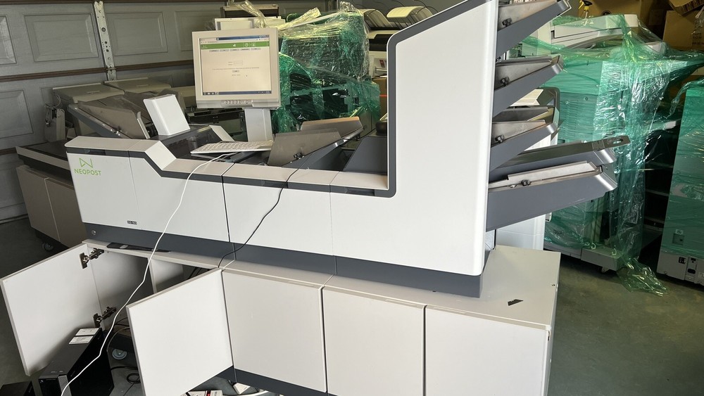 Neopost DS-160 FolderInserter. only 362K meter perfact!
