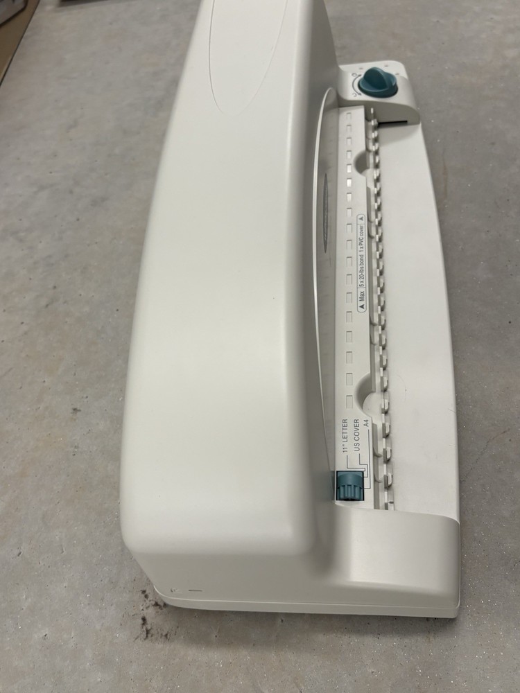 Acco Wilson Jones Rexel CB105 Comb Binding Machine used tested