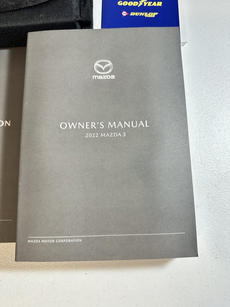 2022 Mazda 3 Owner's Manual Set