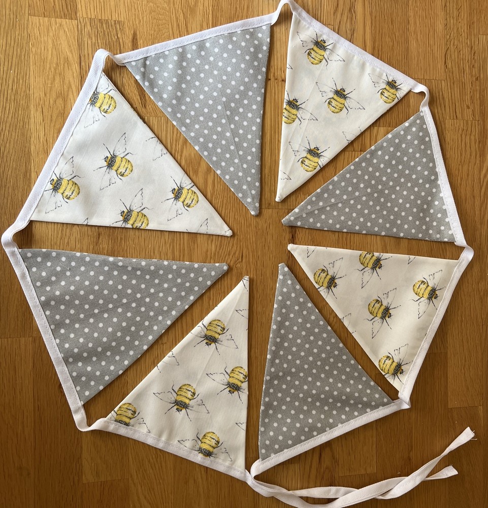 Handmade Bumble Bee  / Bee Bunting , Double Layer, FREE POSTAGE