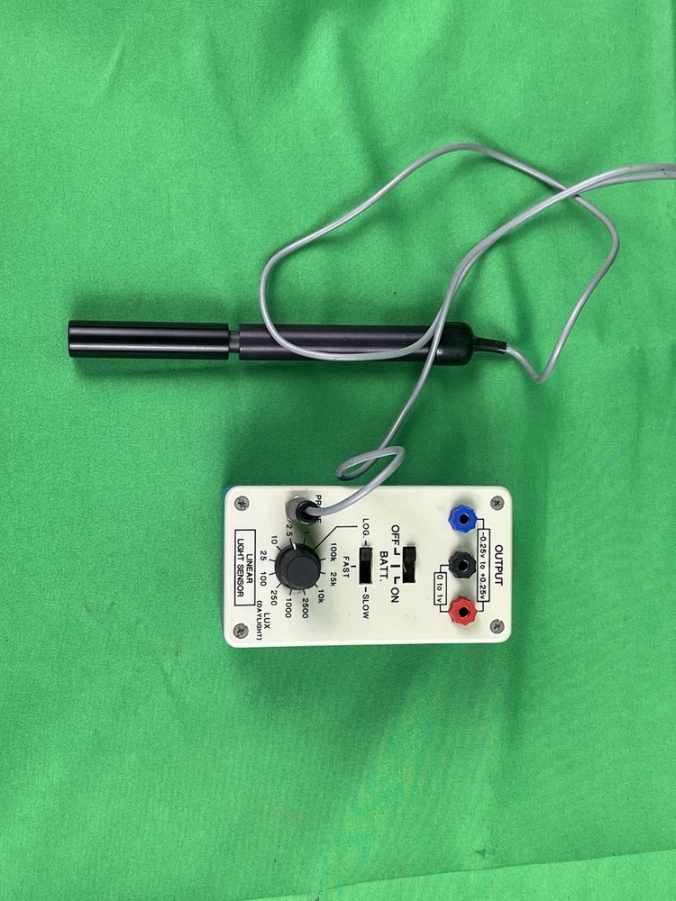 Philip Harris Blue Box Linear Light Sensor T12150/3 Working plus spare boxes