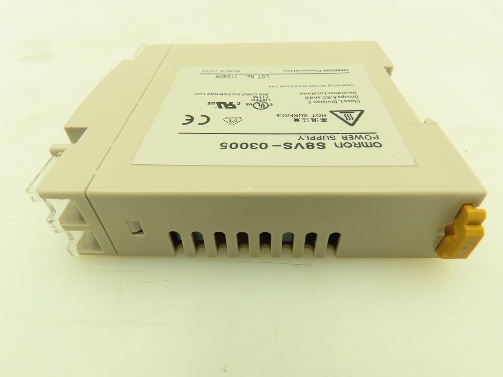 Omron S8VS-03005 Power Supply 5V Output 100-240V Input