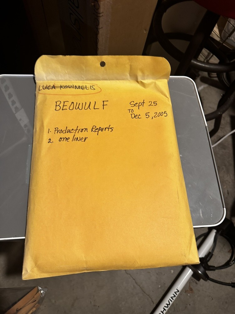 Bundle - Zemeckis Film - ORIGINAL Beowulf Movie Script +Handwritten Notes