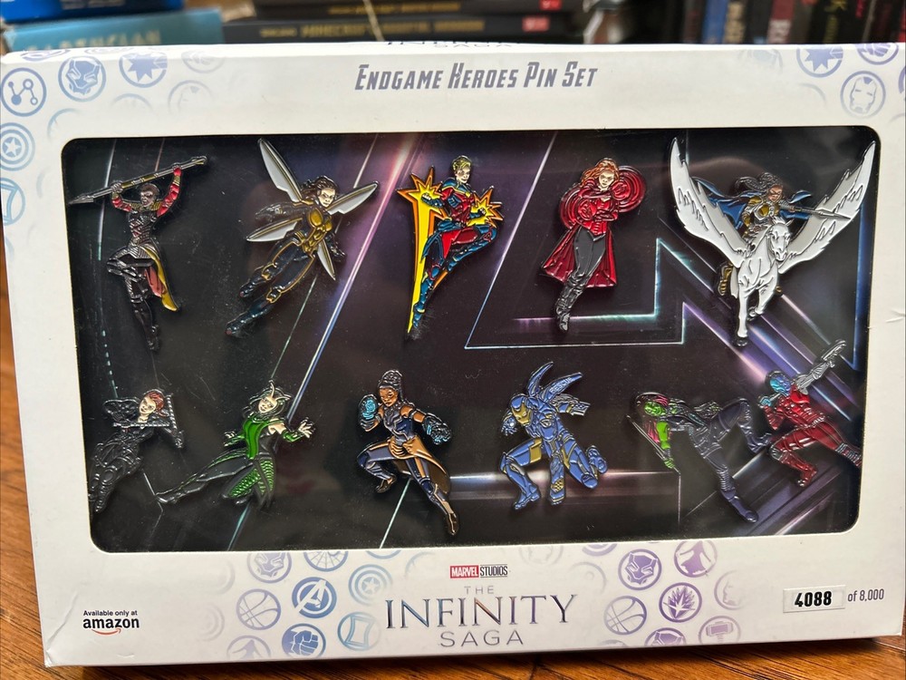 Infinity Saga Marvel Studios Enamel Pin Set Endgame Heroes 11pc Window Box Frame