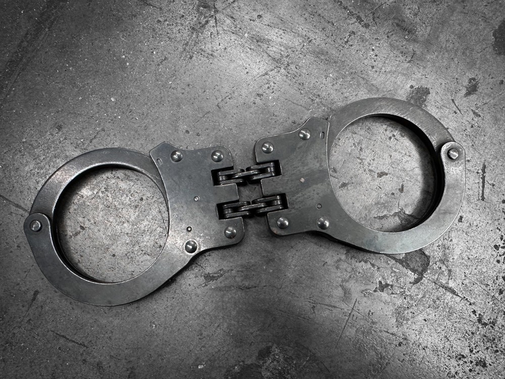 Peerless Handcuff Model 802C Hinged Black Oxide Finish
