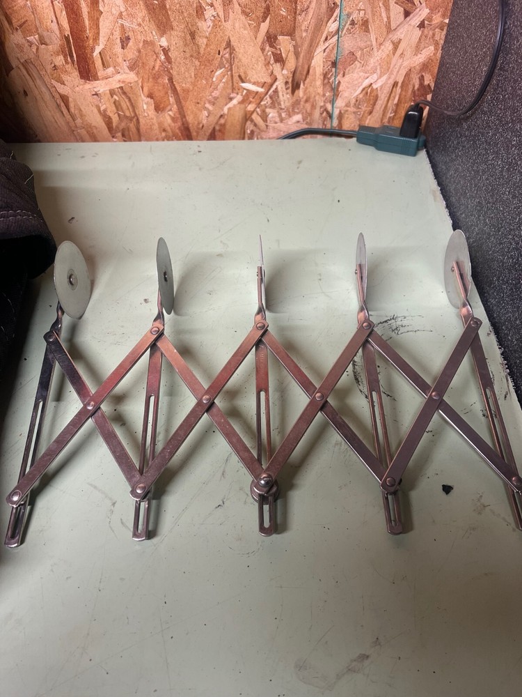 5 wheel dough divider vintage usa