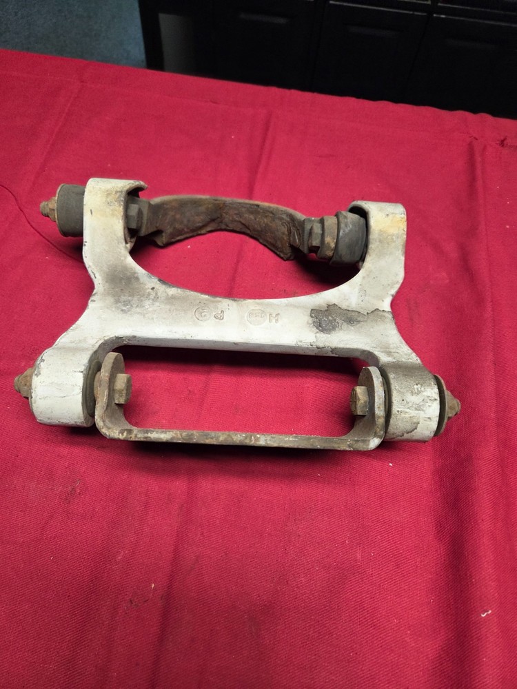 FREIGHTLINER Exhaust Hanger, BRACKET, 04-19335, SUPPORT WITH PLATE