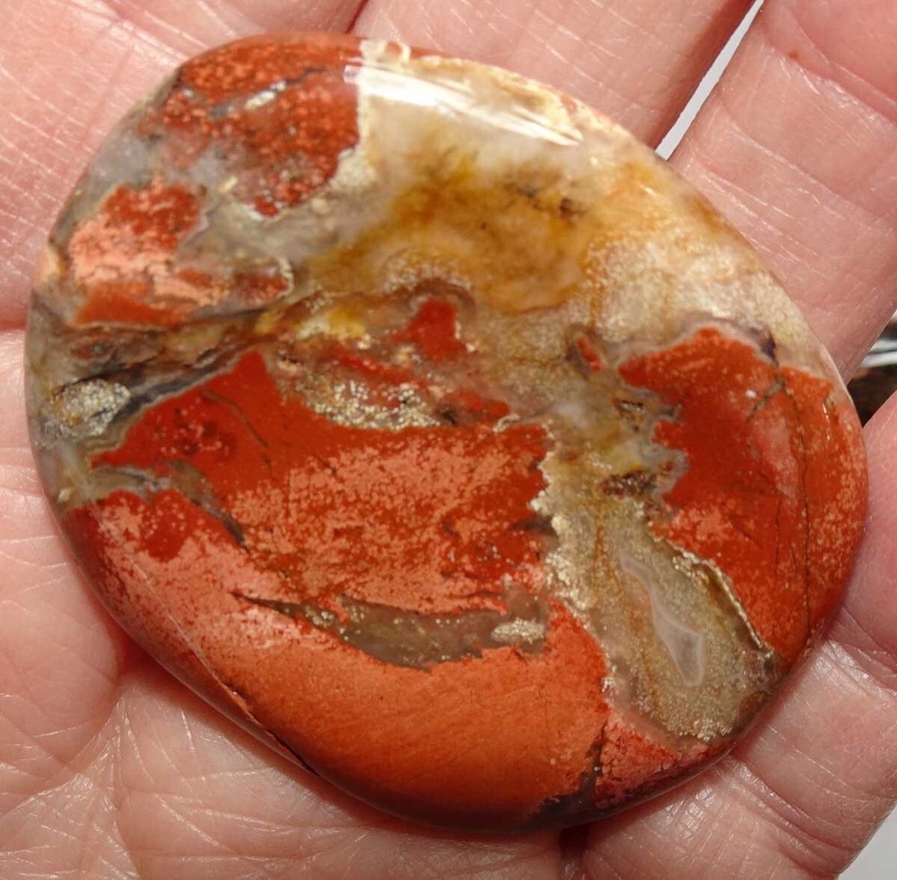 Red Jasper Worry Stone sc681a